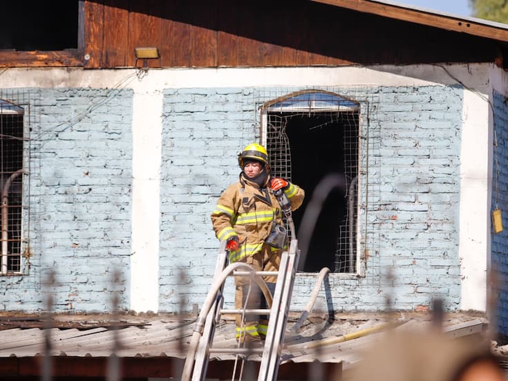 Incendio arrasa centro de rehabilitación en el ejido Pólvora; 24 internos evacuados