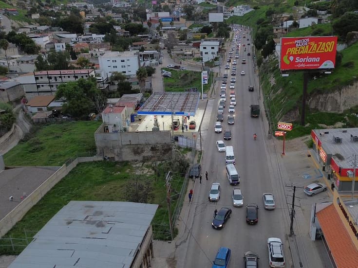 Accidente vehicular genera tráfico pesado en el bulevar Cuauhtémoc Sur