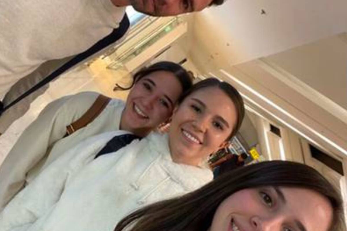 Joven confunde a Miguel Layún con Adam Levine y pierde su vuelo: Layún responde
