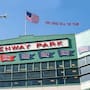 Avioneta sobrevuela Fenway Park con el mensaje “despidan a Craig y vendan el equipo” en plena crisis de Boston Red Sox en la MLB 2026