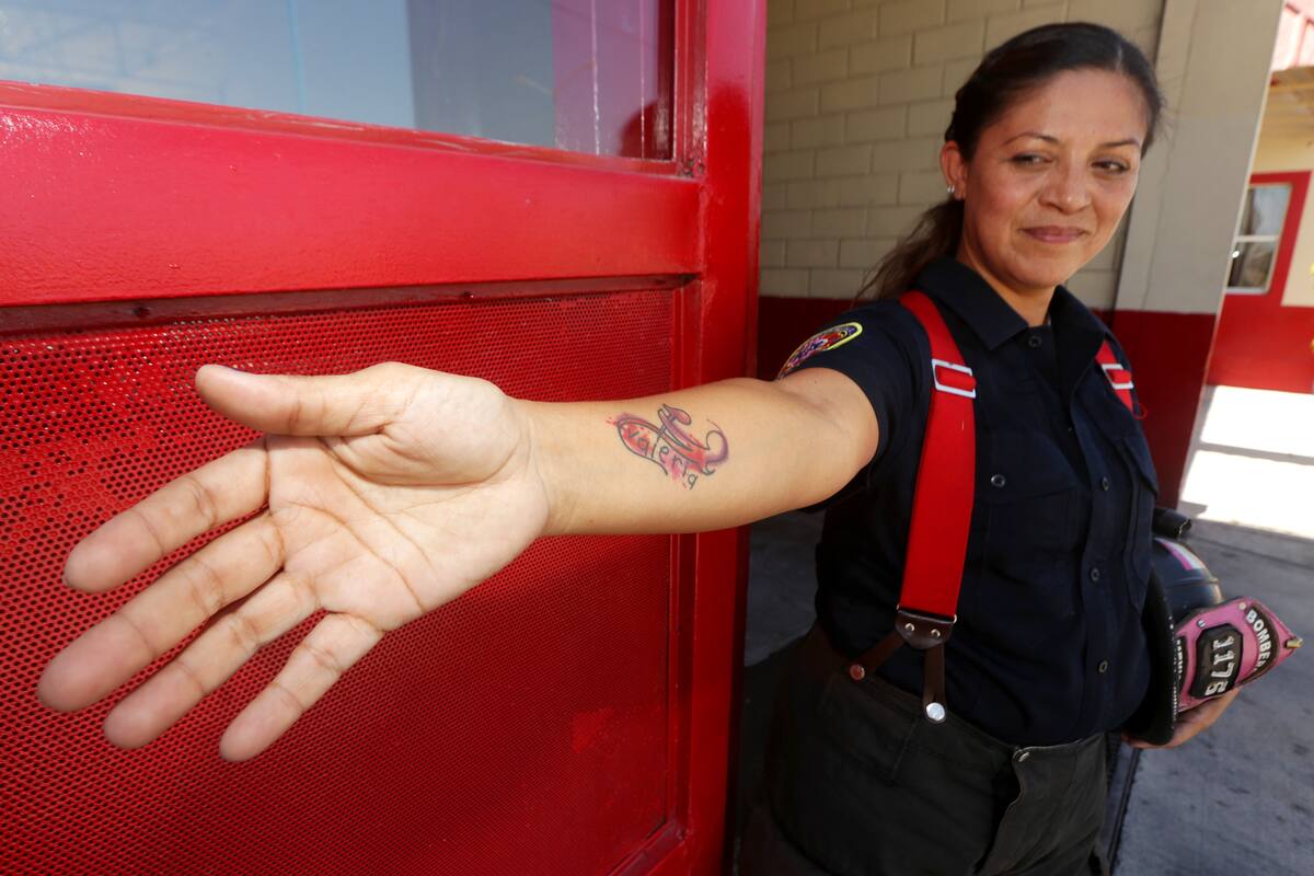 “Soy bombero 24 horas y madre de tiempo completo”