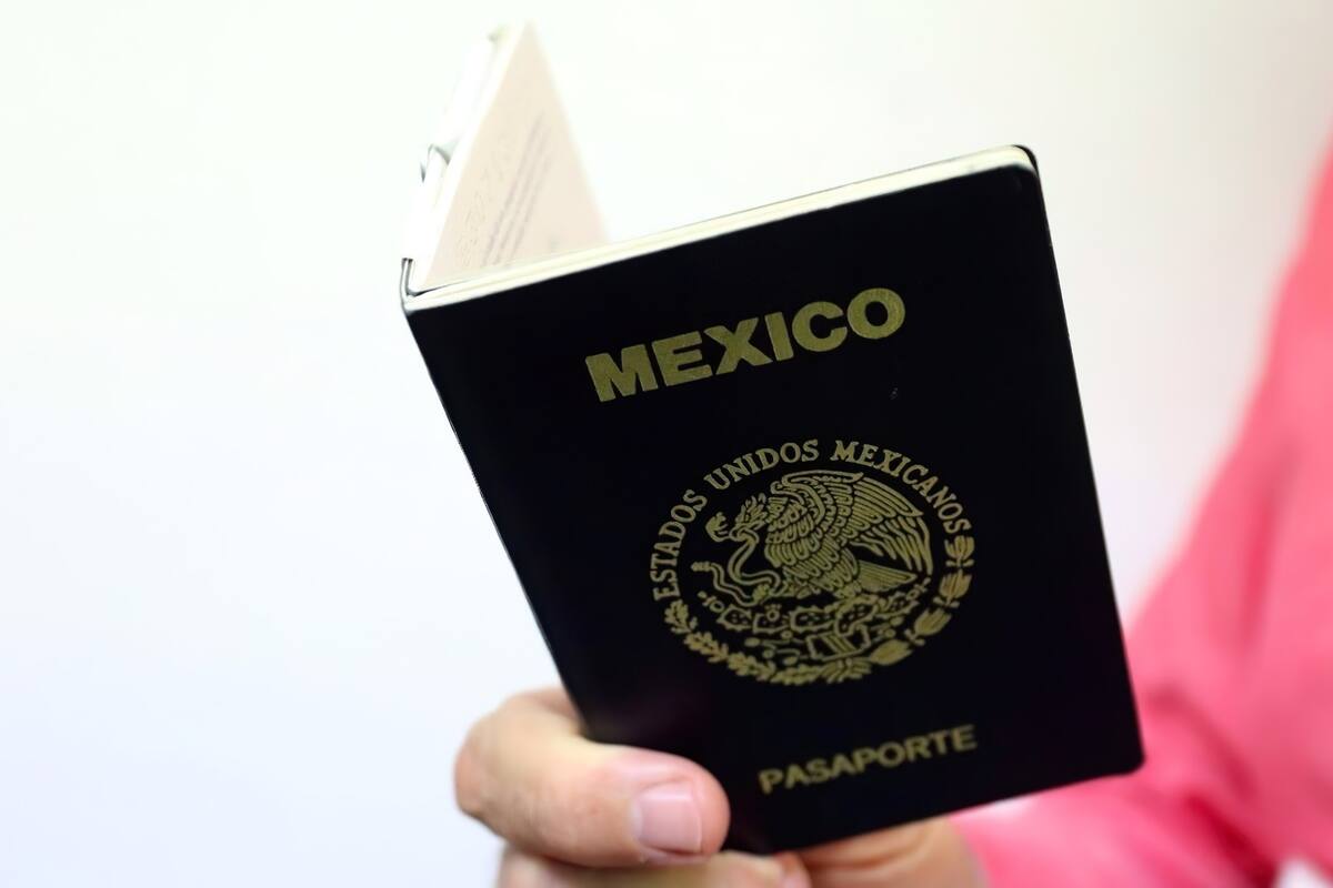 SRE suspende citas de pasaportes en oficinas de la península de Yucatán debido a huracán "Grace"