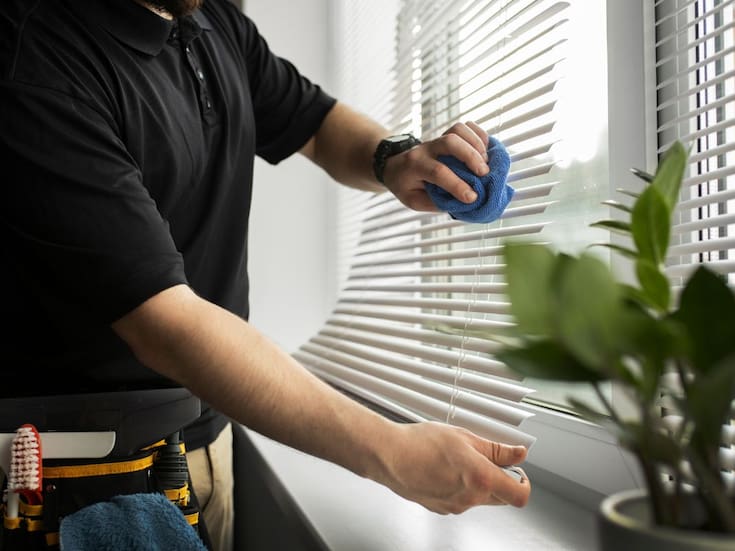 Cómo limpiar persianas sin desmontarlas usando trucos caseros