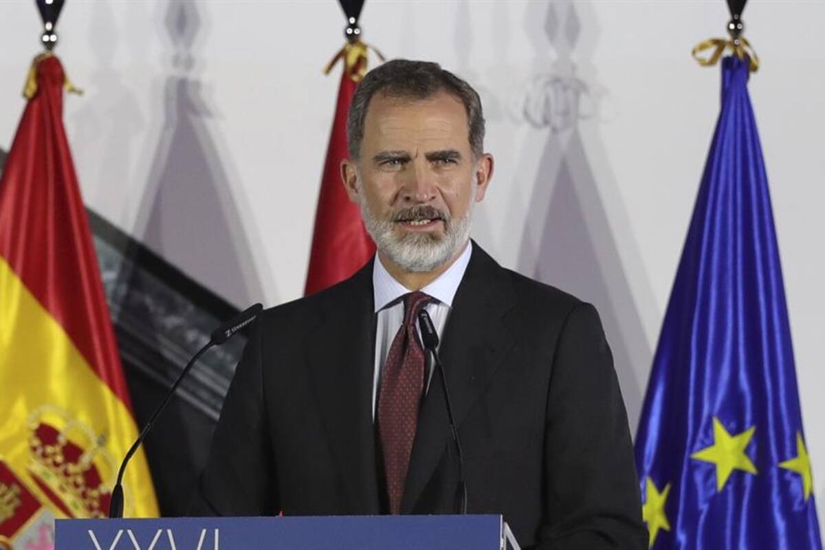 El rey Felipe VI estará diez días en cuarentena al tener contacto con un contagiado