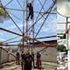 Bomberos rescatan a un hombre de una torre de 40 metros en el Centro de Ciudad Obregón