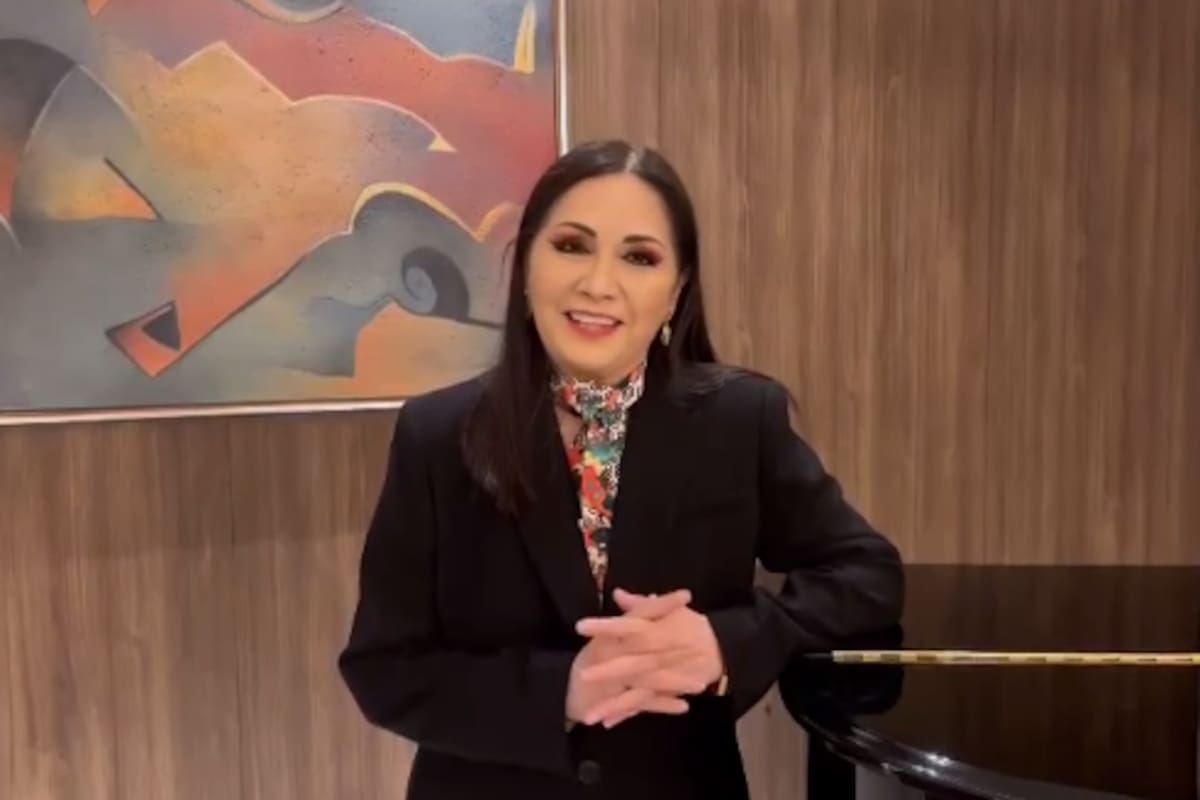 Ana Gabriel evade preguntas sobre su presunta boda