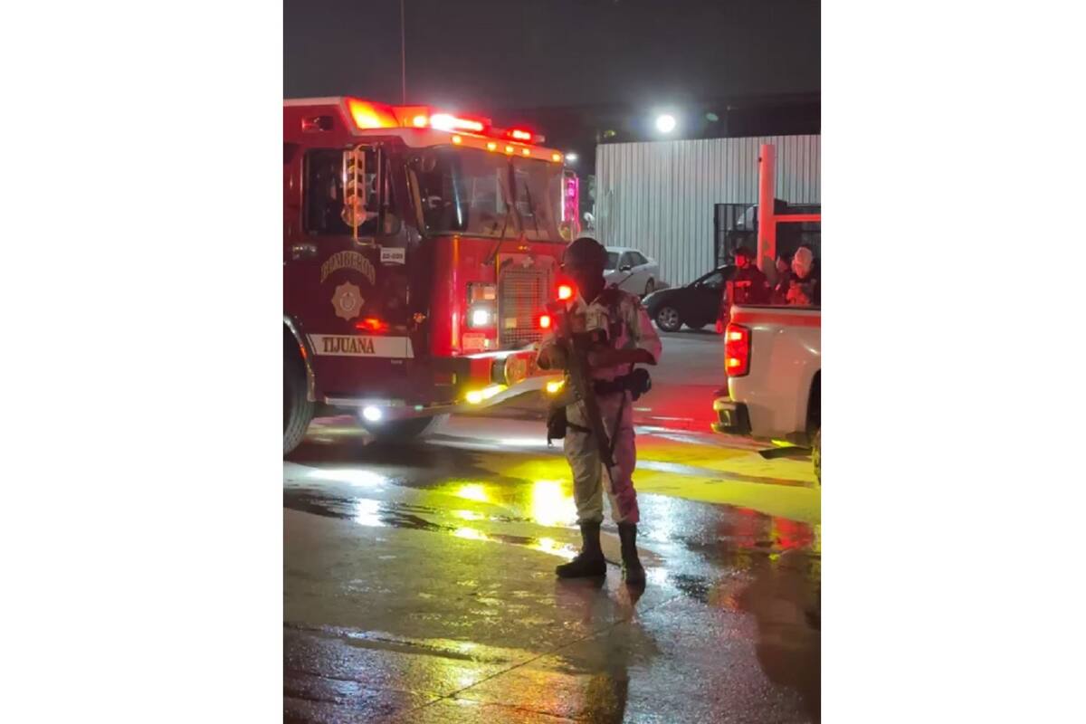 Explosión en fábrica alerta a vecinos en Villa Fontana