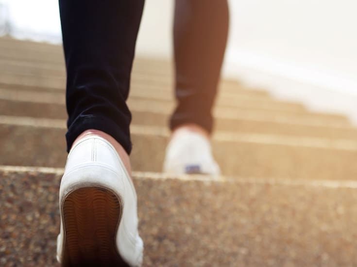 Esta es la cantidad exacta de pasos diarios que reduce el riesgo de muerte hasta en un 40%