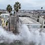 Rachel golpea California con olas que dañan viviendas y lluvias intensas: El Niño ayuda a explicar lo ocurrido