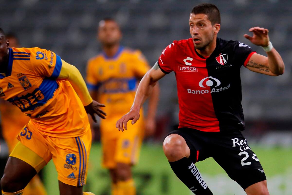 Atlas sigue en el sótano y Tigres gana 2-0, en el único duelo de este sábado
