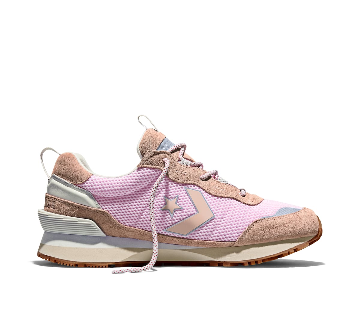 Siluetas que mezclan inspiración ochentera, comodidad moderna y una paleta de colores pensada para el día a día. Foto: Cortesía