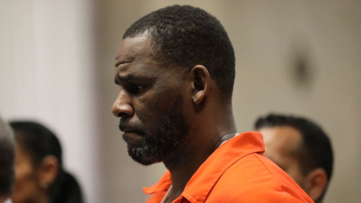 R. Kelly pide a Donald Trump reducir su condena de 30 años de prisión