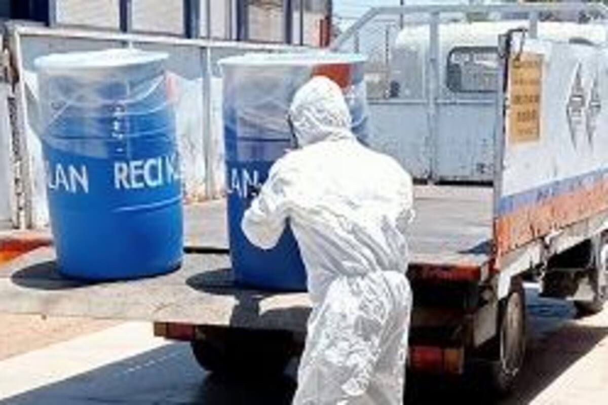 Retiran de secundaria lote de químicos tras intoxicación