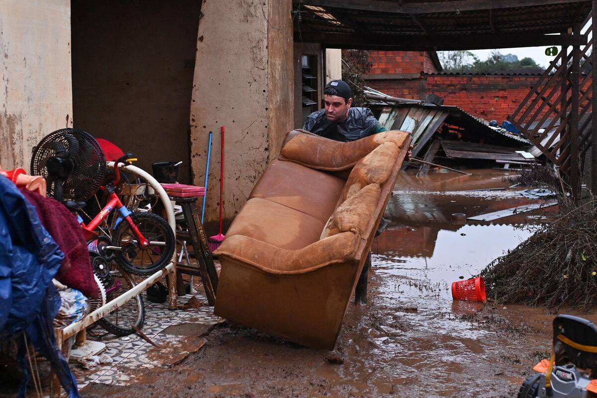 Brasil registra 148 muertes tras graves inundaciones al sur de la región