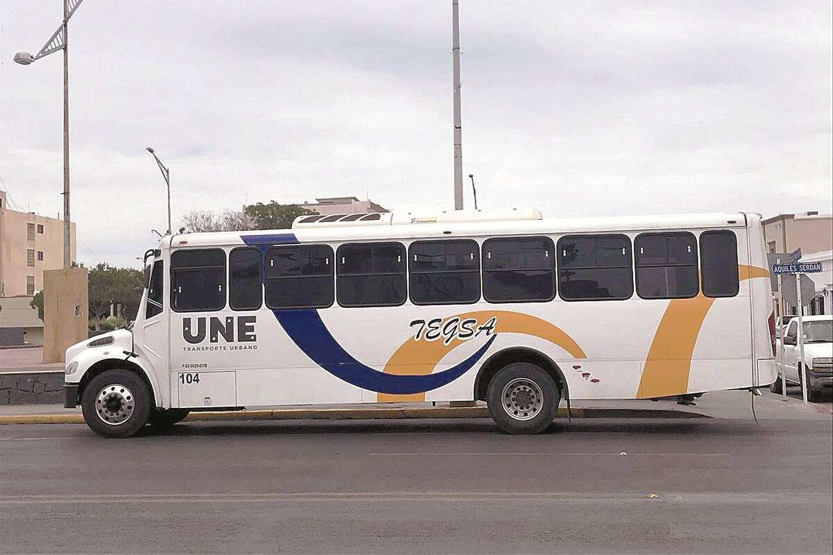 Circulan 14 camiones sin aire en Guaymas, pero cobran completo