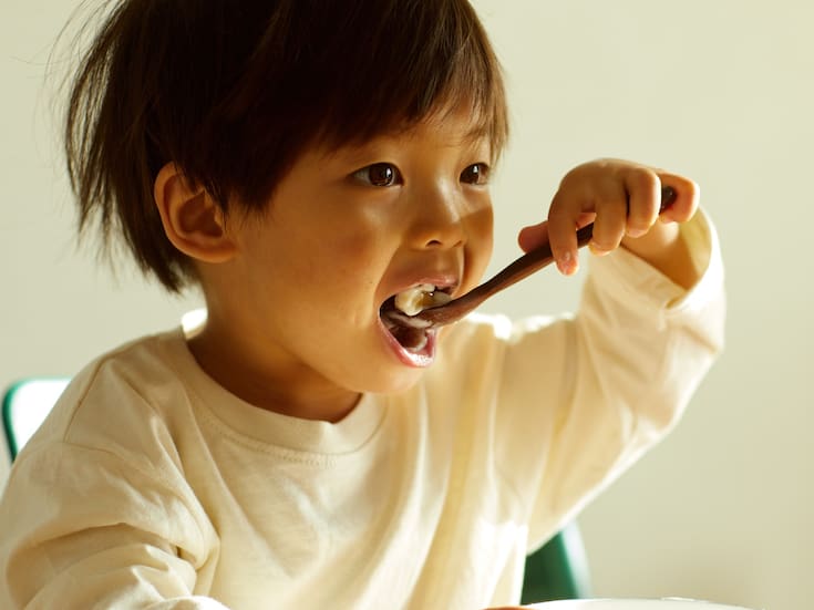 Cuánta proteína necesitan los niños y cómo incluirla en sus comidas diarias