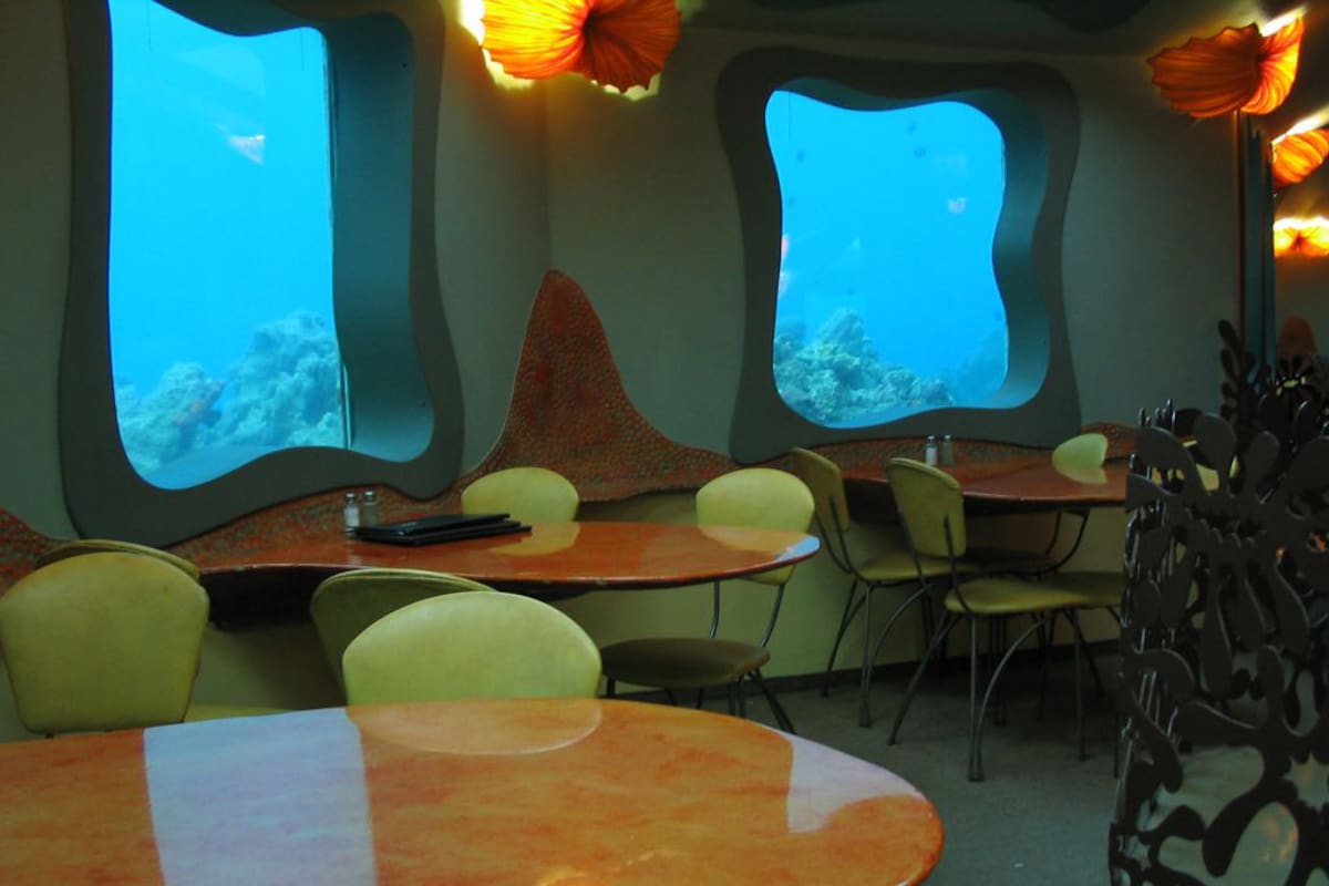 Restaurantes submarinos: una experiencia gastronómica que te sumerge en el océano