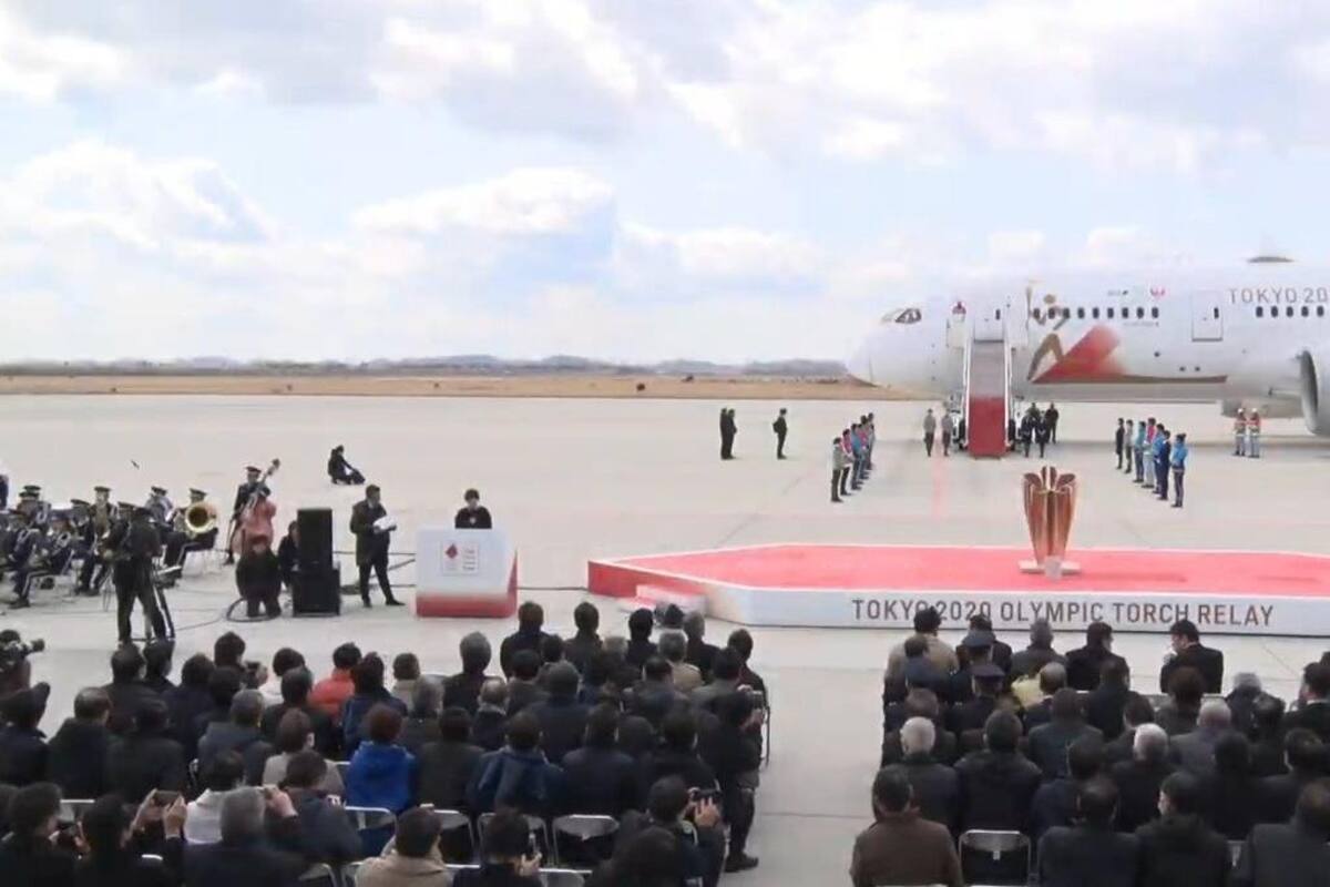 Antorcha olímpica llegó a Japón en vuelo especial