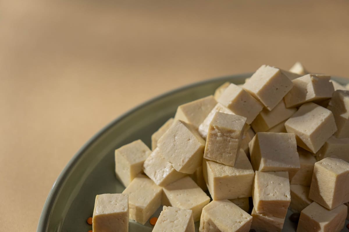Retiran más de 10 mil cajas de tofu en EU por posible contaminación con tinta