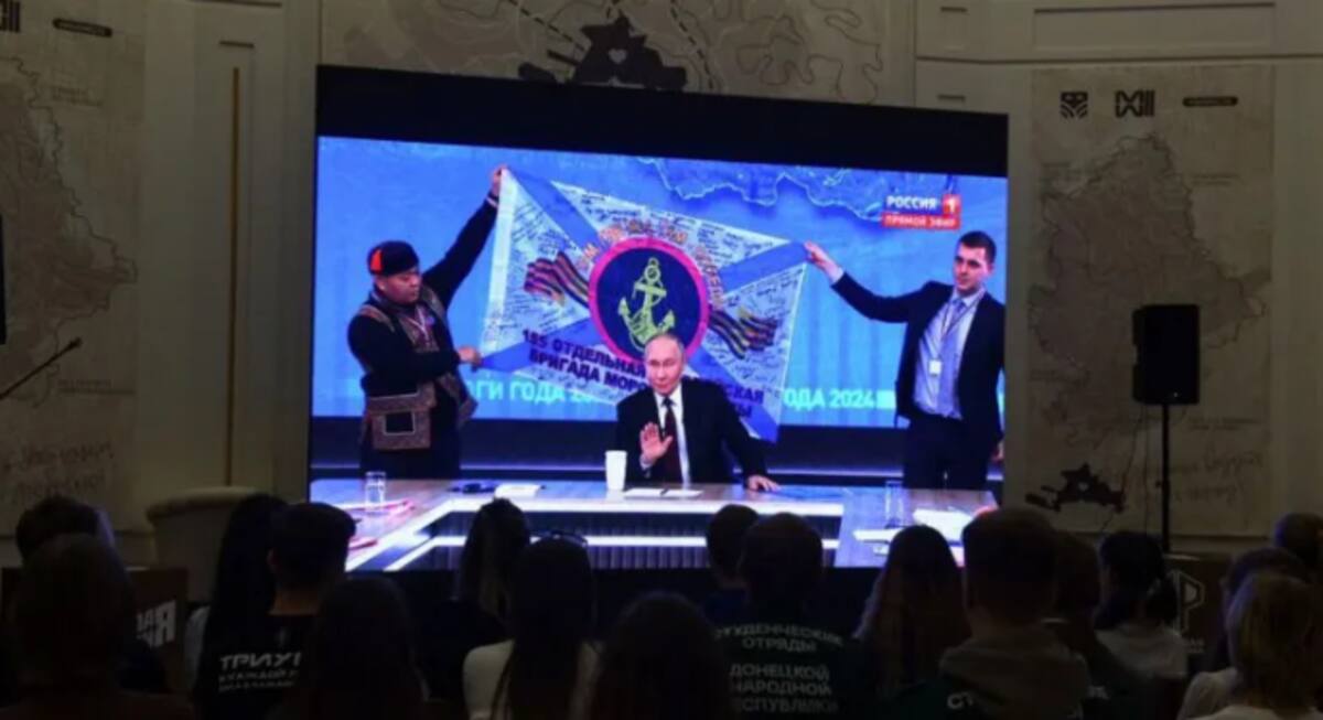 Imagen de archivo de Vladimir Putin en un programa de tv ruso, en diciermbre 2024.