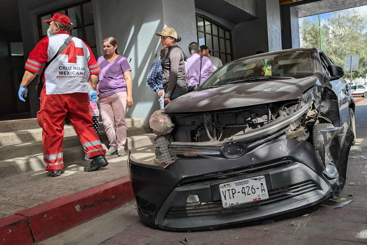 “Me asusté mucho porque miré el carrote enfrente de mí”: testimonio de afectada en choque del Centro de Gobierno en Hermosillo