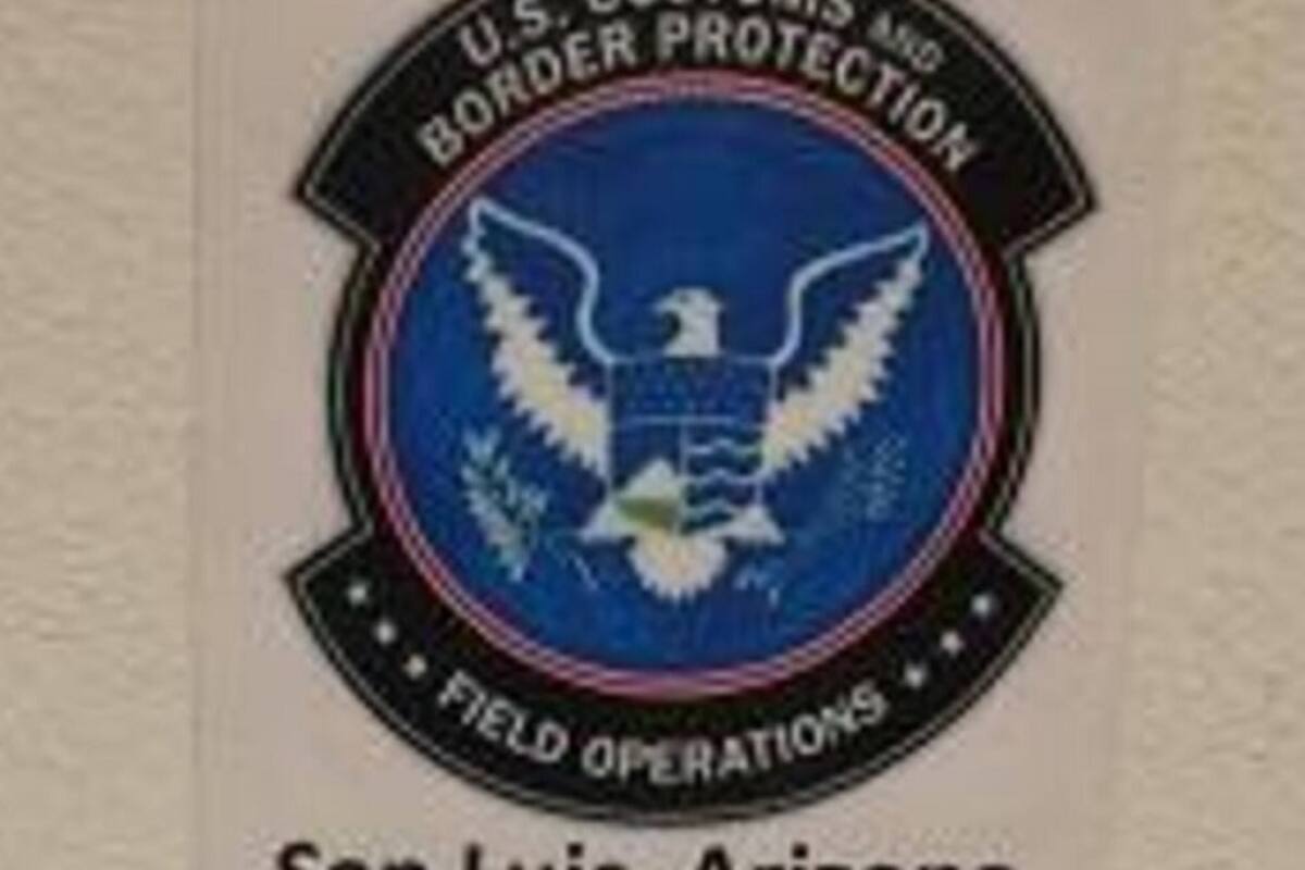 Atrapan a hombre con pornografía infantil en garita de San Luis