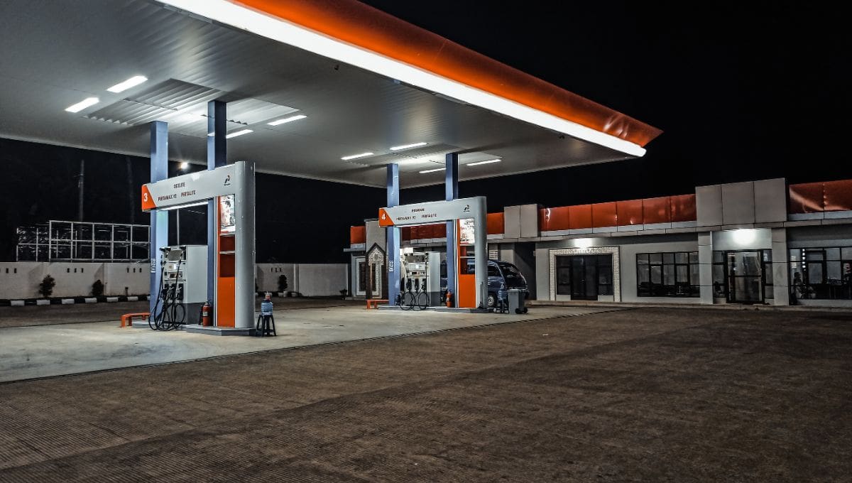 Gasolinas, cigarros y refrescos subirán de precio en 2025