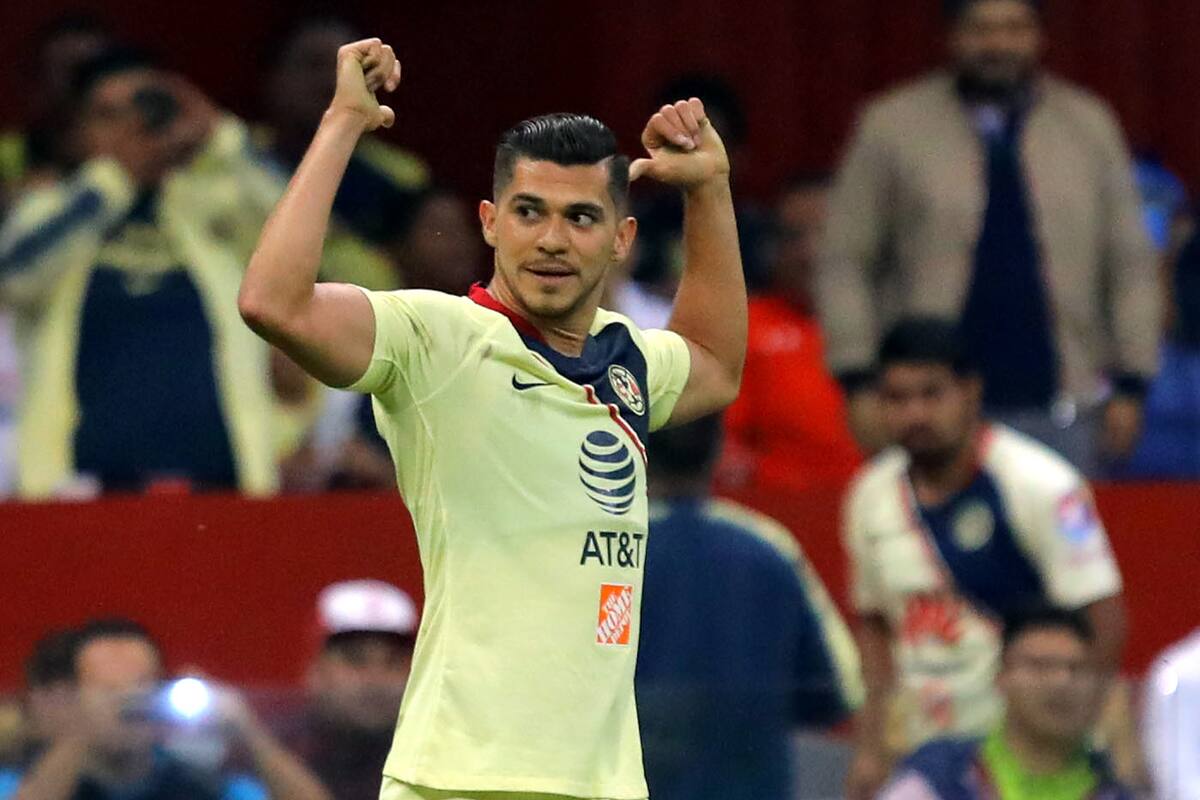 ¿Henry Martín sería transferido a Chivas?