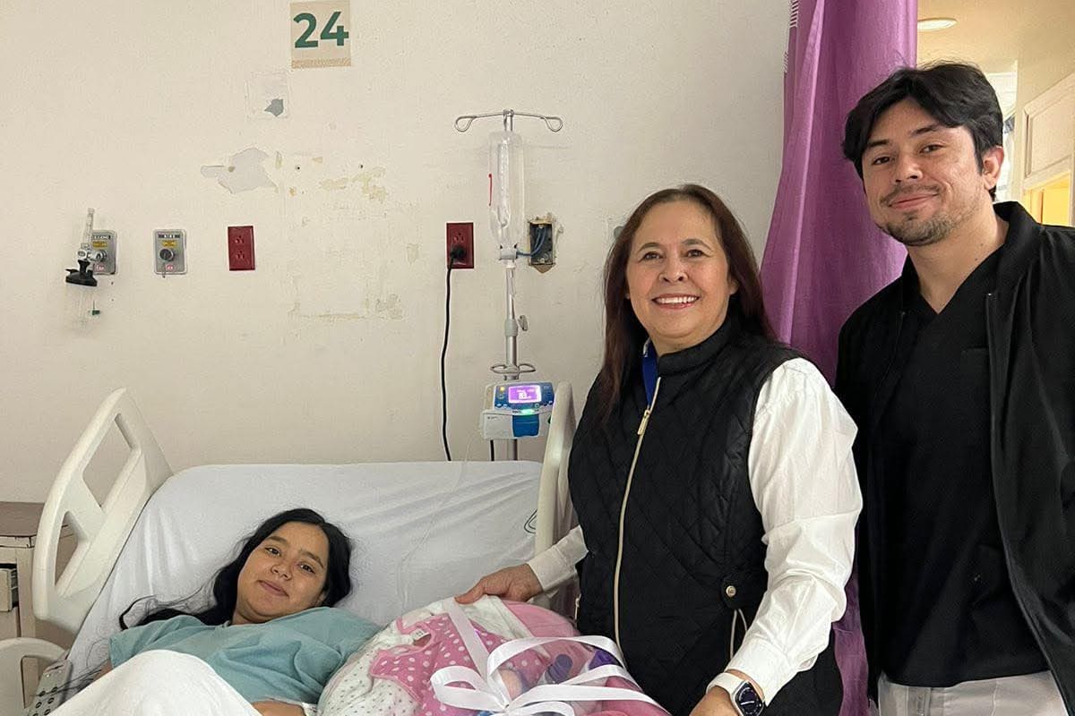 Nace bebé navidad en hospital de la mujer