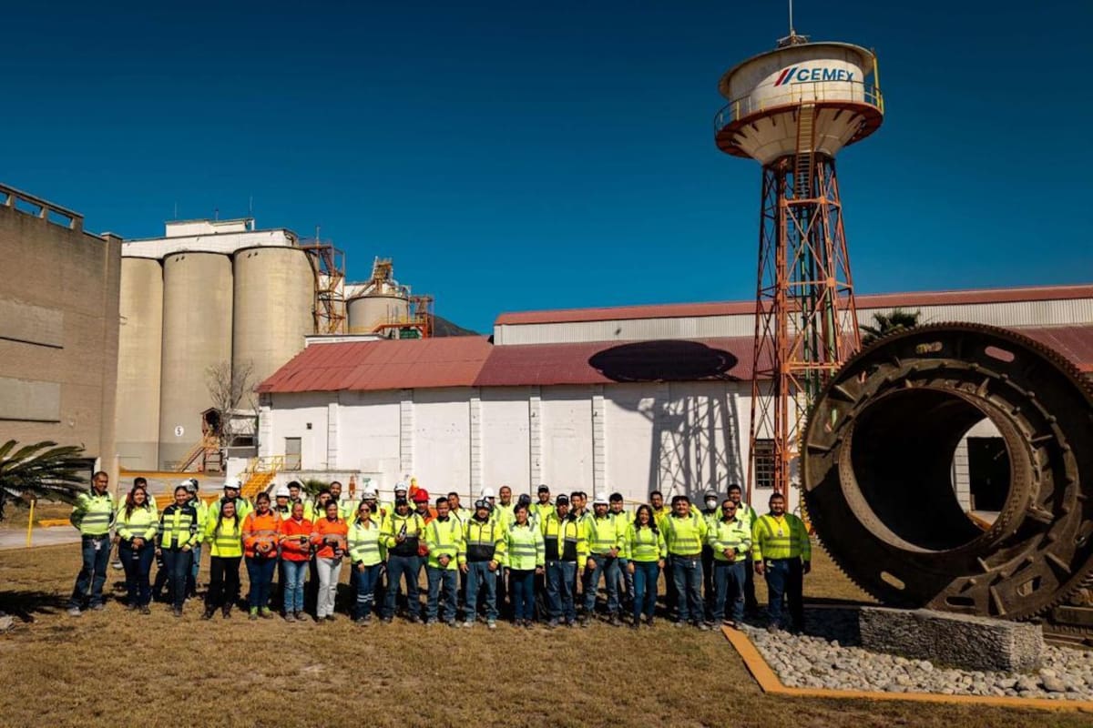 Cemex conmemora 120 años de construir confianza