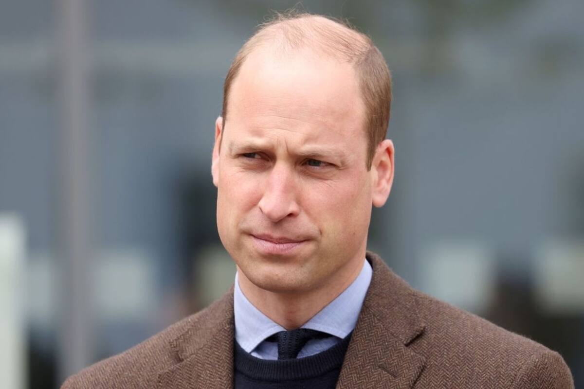 Príncipe William se retira de ceremonia en honor al difunto Rey Constantino de Grecia