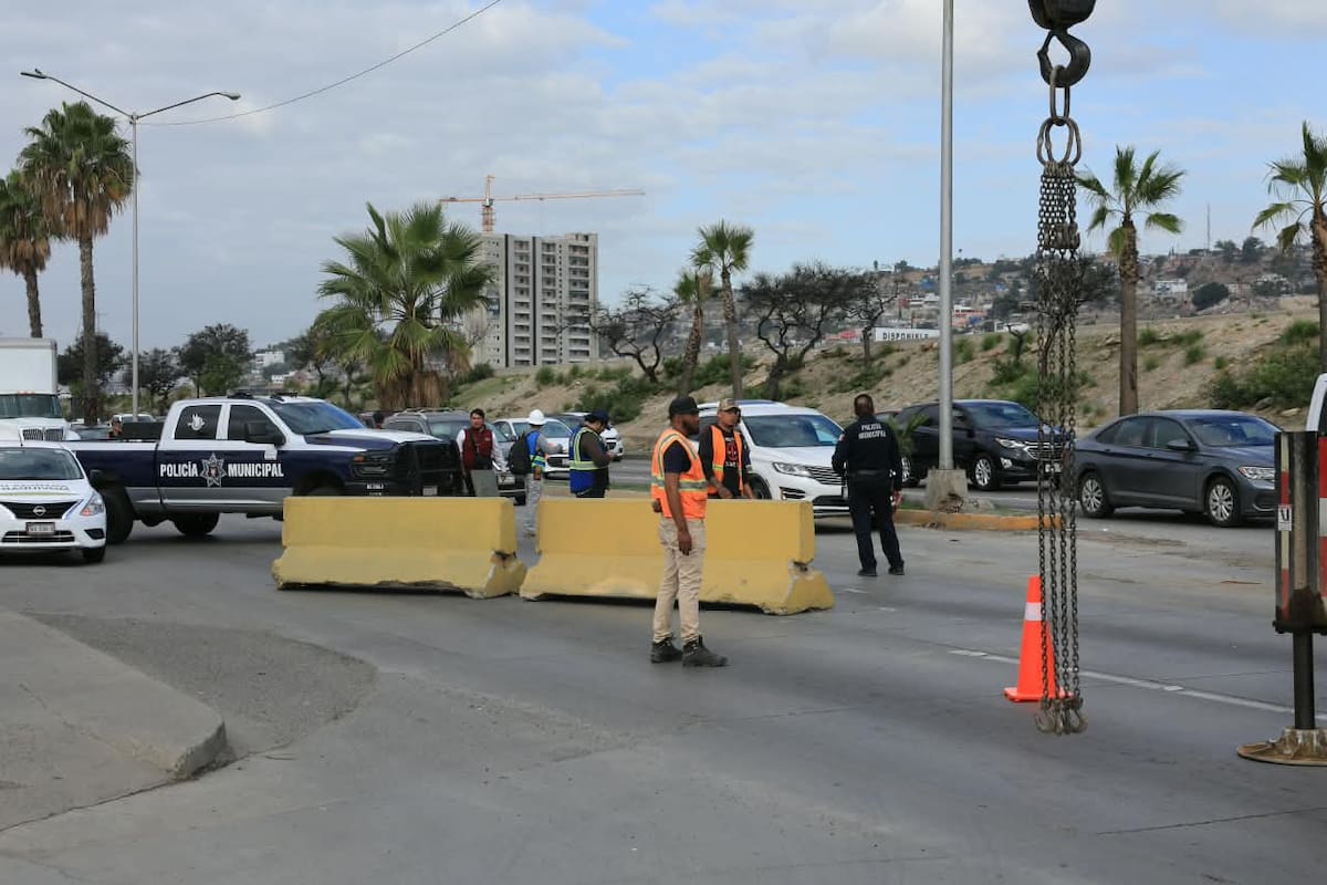 Cierran carriles lentos de la Vía Rápida Poniente en Tijuana durante 10 días