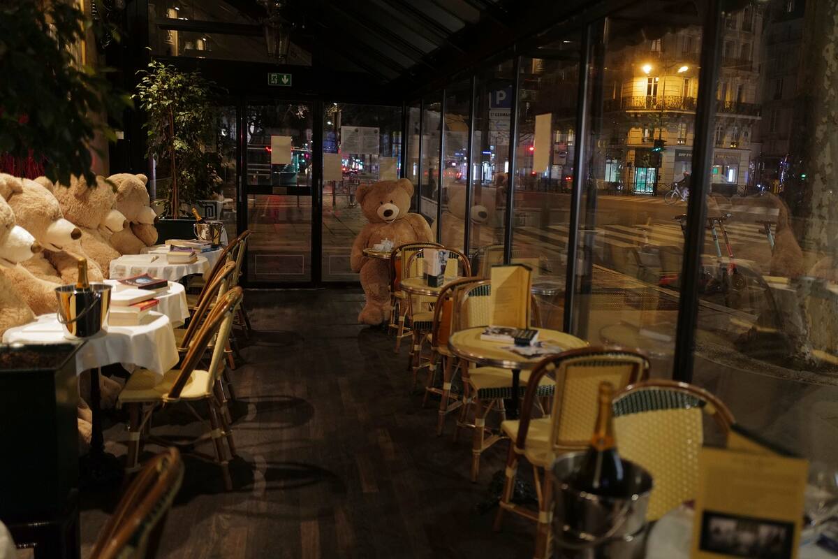 Algunas cifras de restaurantes son comparables a las presentadas durante la pandemia por Covid-19. (AP Foto/François Mori)