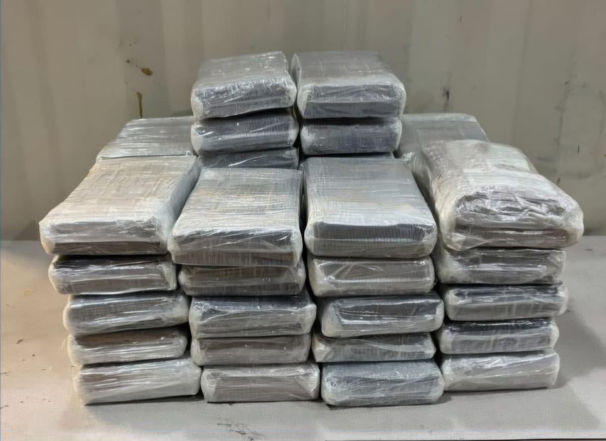 En menos de una semana, CBP decomisó 31 mil pastillas de fentanilo, 59 kilos de cocaína y armas en las garitas Mariposa y Dennis DeConcini de Nogales. | Foto: Especial GH