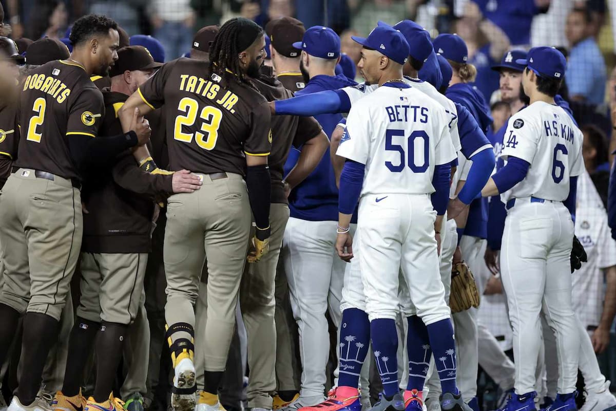 Suspensiones por pelotazos y bancas vacias en Padres – Dodgers