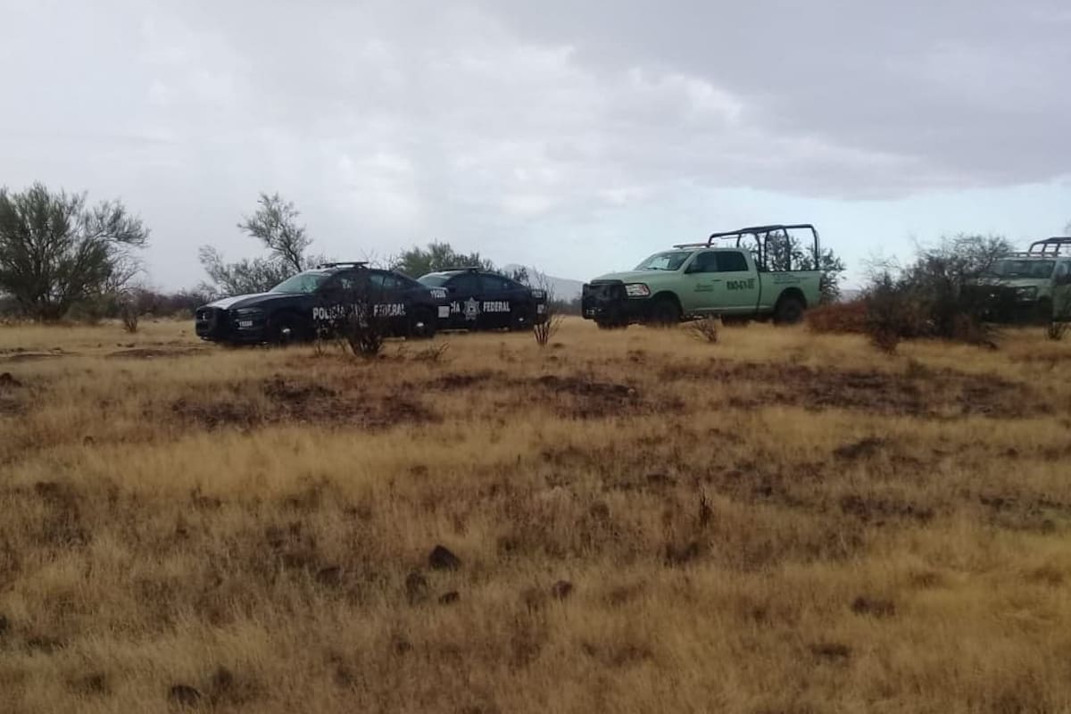 Localizan toma clandestina y 3 mil 500 litros de diésel al Norte de Guaymas