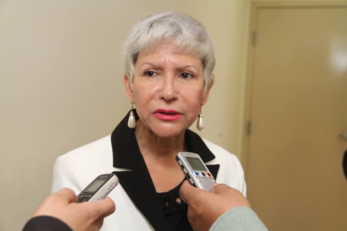 Pagan deuda a los trabajadores de Salud