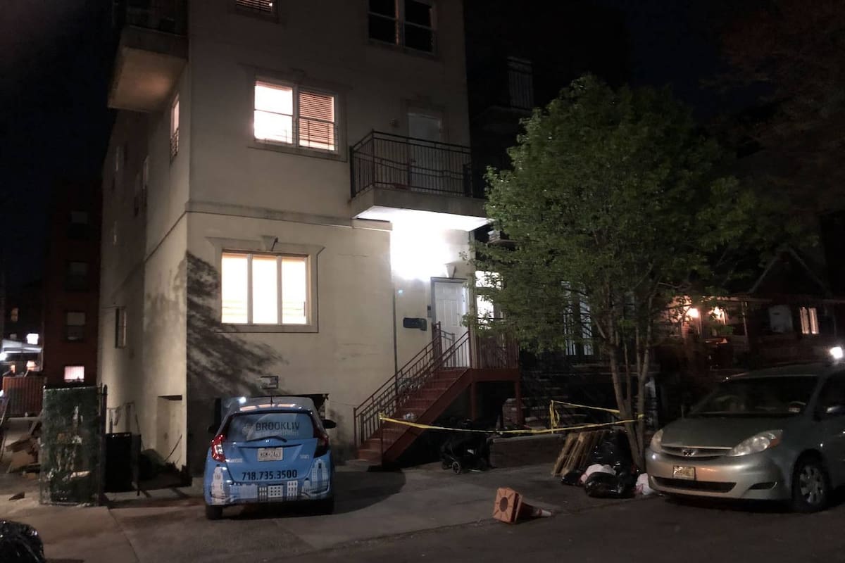 Nueva York: Madre es acusada por intento de asesinato tras arrojar a su bebé desde un balcón