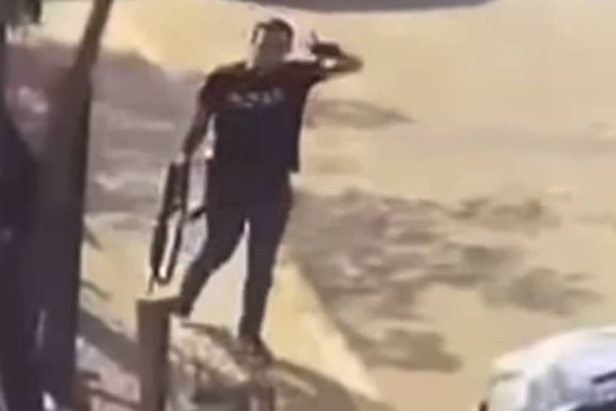 Hombres armados incendian vehículos en Tabasco y dejan “narcomensaje”