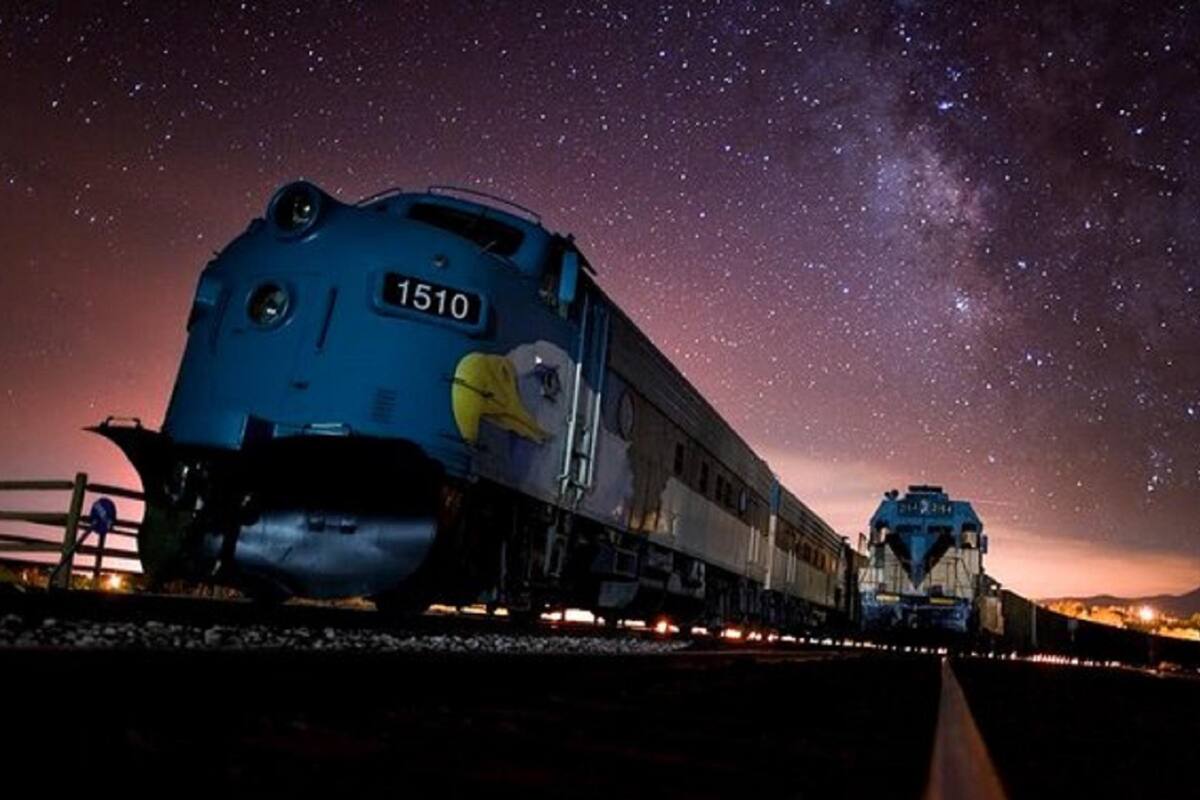 Escape a la luz de la luna en Canyon Railroad