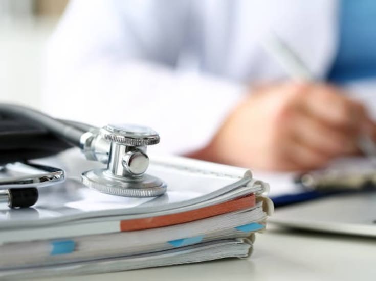 UABC analiza flexibilizar criterios de contratación docente y reconocer especialidad médica