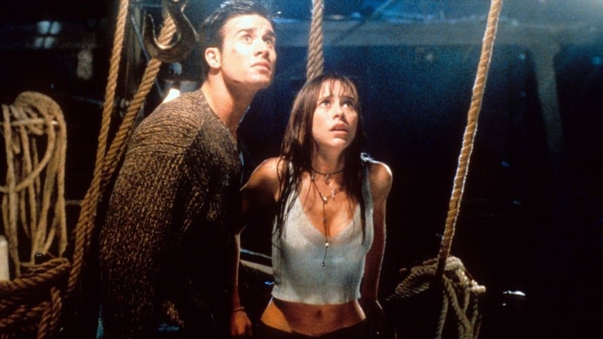Freddie Prinze y Jennifer Love Hewitt en ‘I Know What You Did Last Sumer’ en 1997