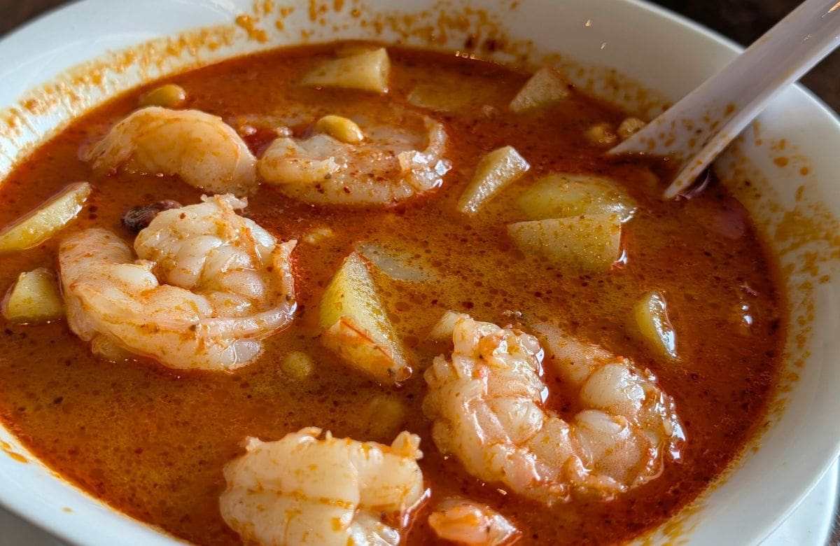 Caldo de camarón casero para Semana Santa 2026: receta sencilla y económica | Foto: Especial (canva)