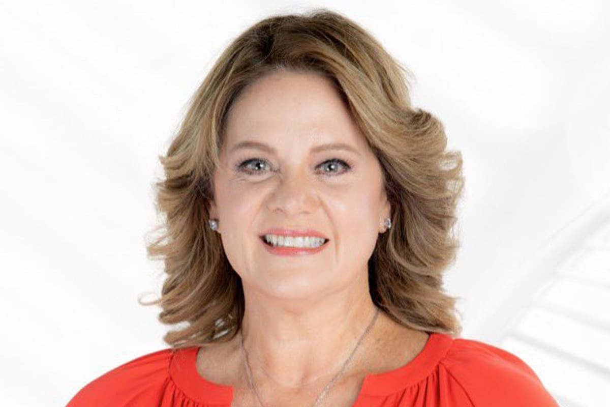 Así reaccionó Erika Buenfil a la posibilidad de que su hijo pase Navidad con su padre