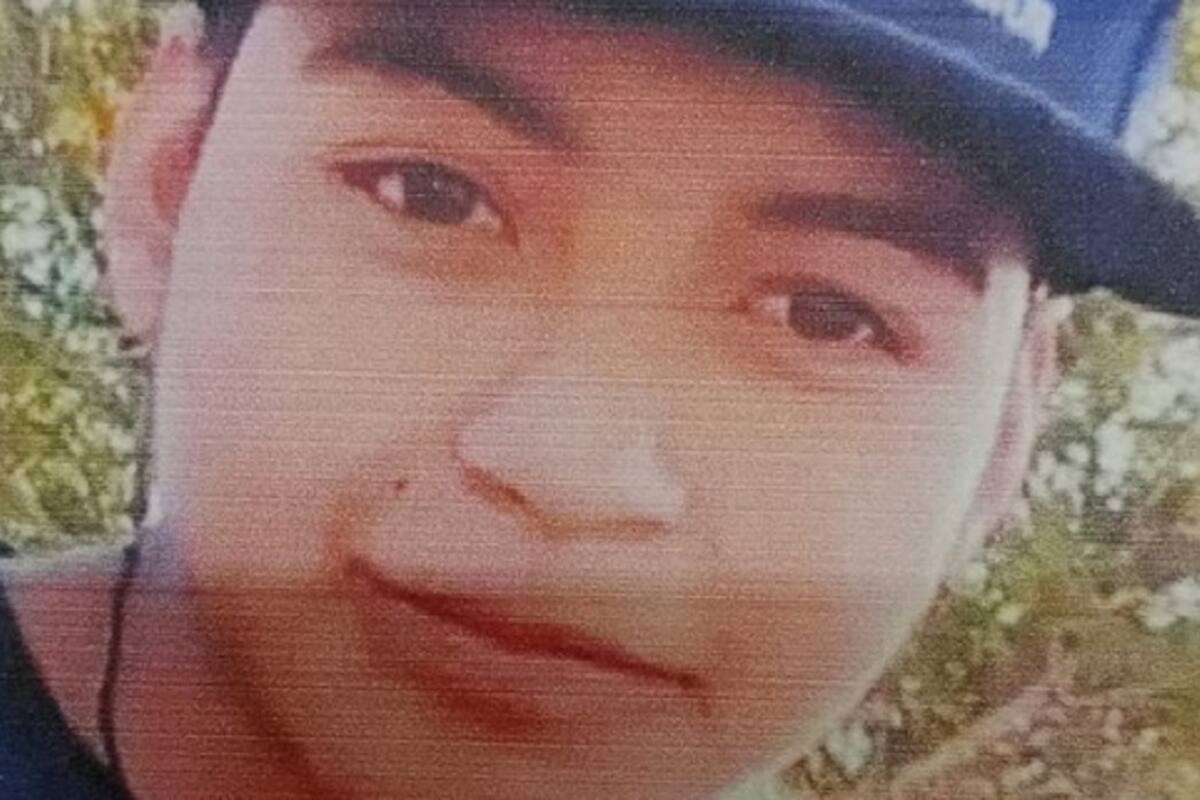 Se busca Irving David Sánchez Guia de 18 años de edad