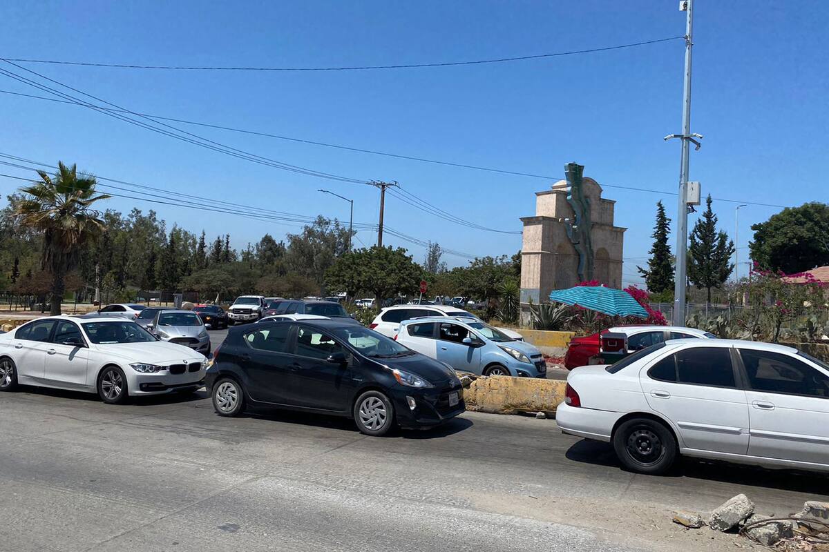 Usuarios de garita de Otay esperan más de 3 horas para cruzar a EU