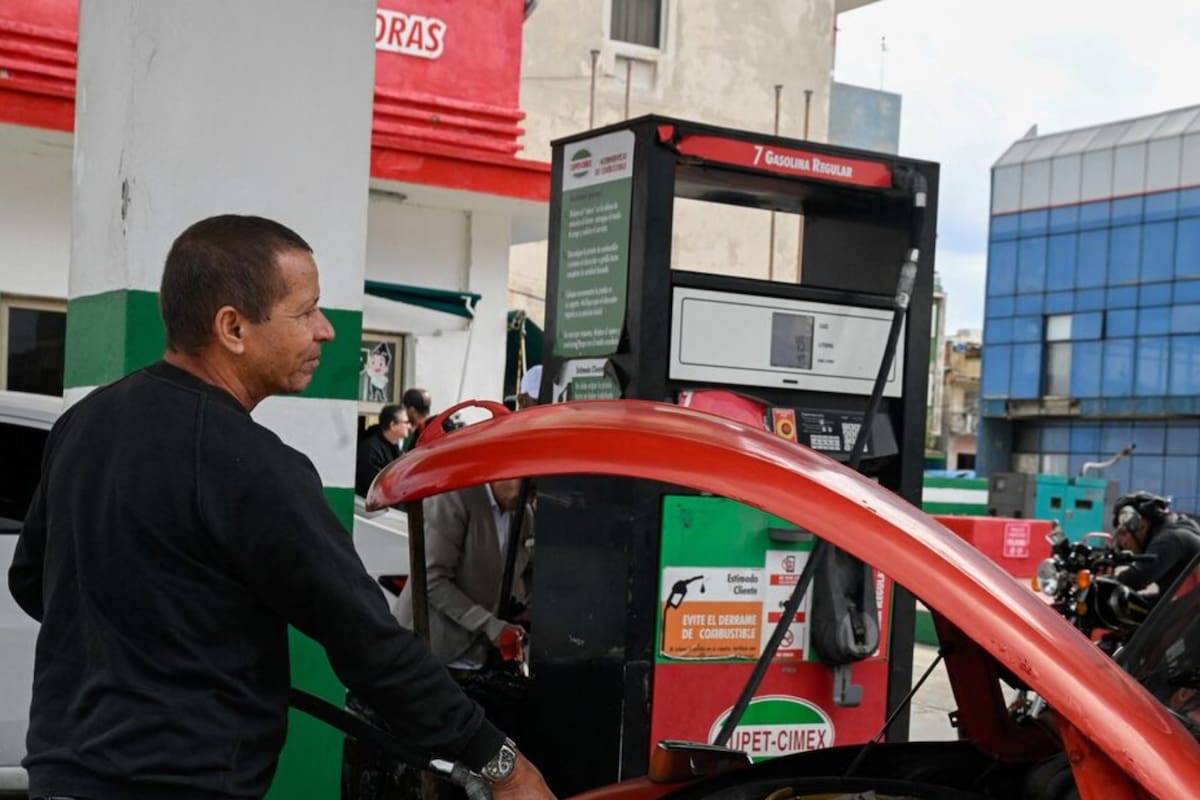Gasolina china llega a Cuba para micro y pequeñas empresas a precios superiores a los de México, en medio de sanciones de Estados Unidos y ajustes en la importación energética controlada por el Estado