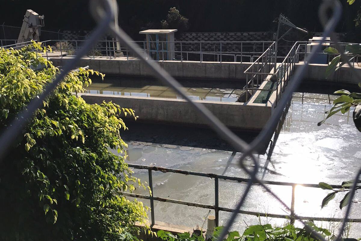 Denuncian colonos de Santa Fe olores fétidos en planta de tratamiento