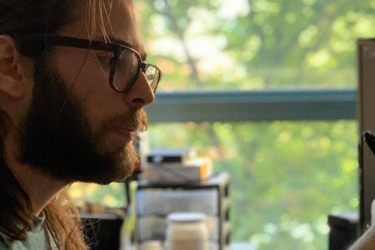 Luis de la Rosa, el hermosillense que animó a Bugs Bunny en "Space Jam 2"