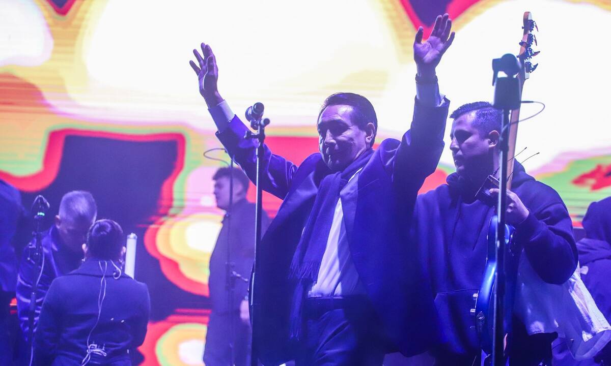 Los Ángeles Azules finalizaron su concierto tras dos horas con “17 años” uno de sus mayores éxitos.